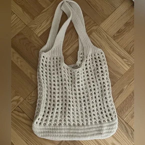 Beige Knit Tote Bag - Picture 2 of 3